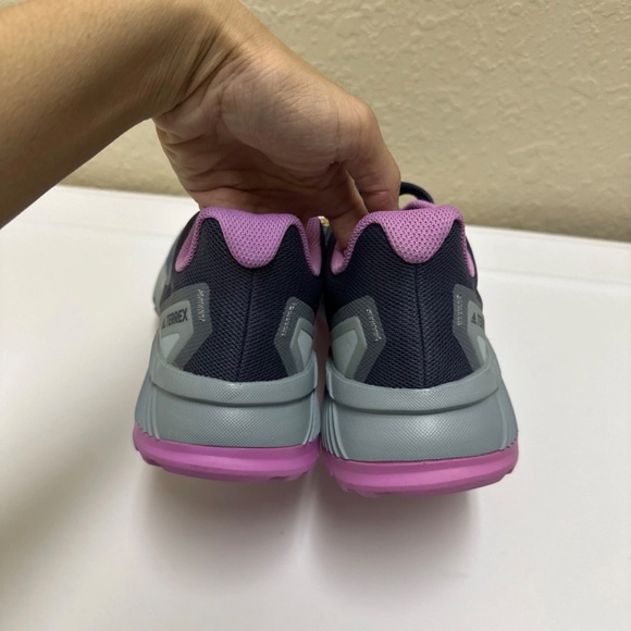 NEW! Adidas Terrex Soulstride Trail Multicolor Running Womens Shoes Size 10 - Picture 3 of 10